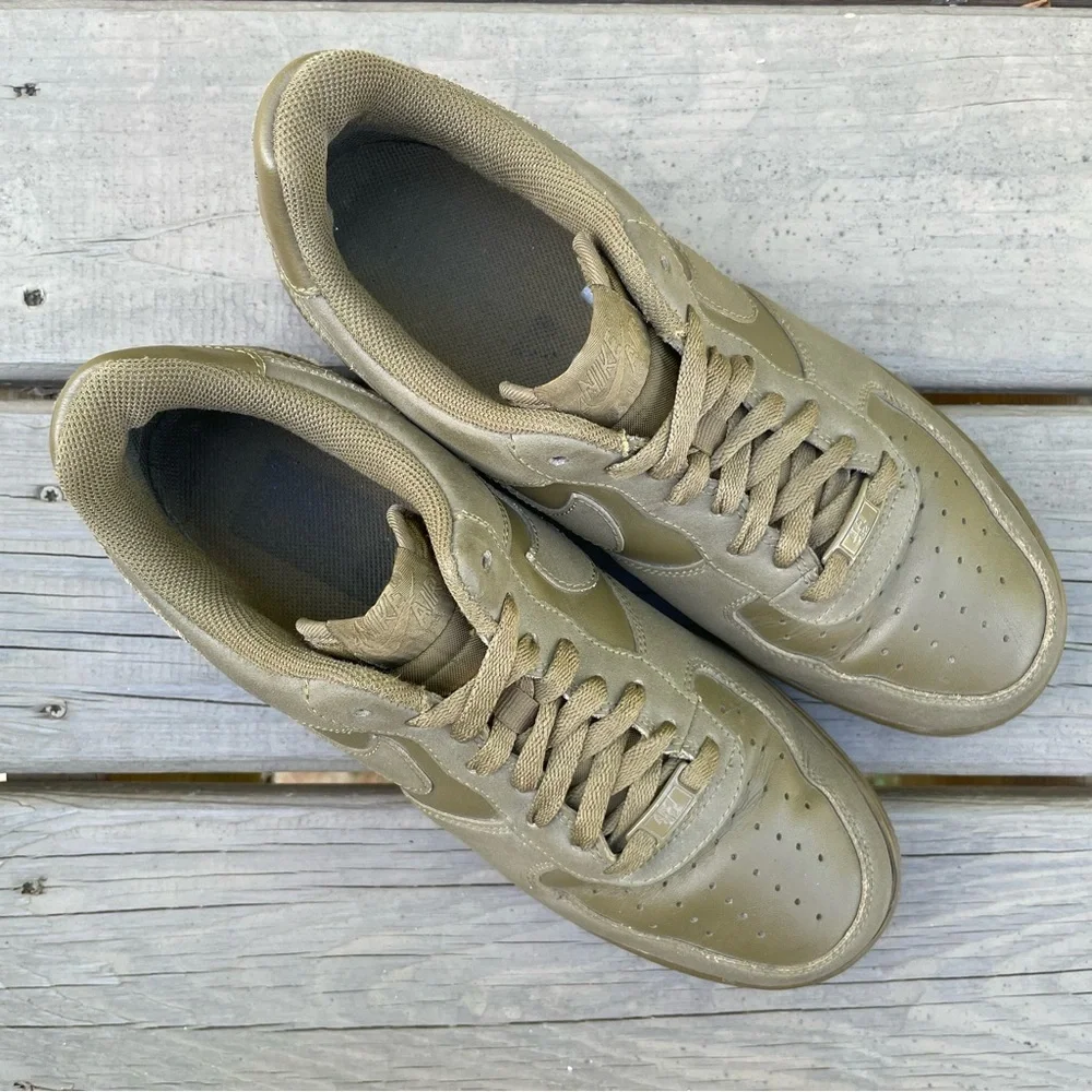 Nike Air Force AF1 82 Iguana low top shoes size 10